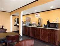 Фото Super 8 by Wyndham Midwest City Ok