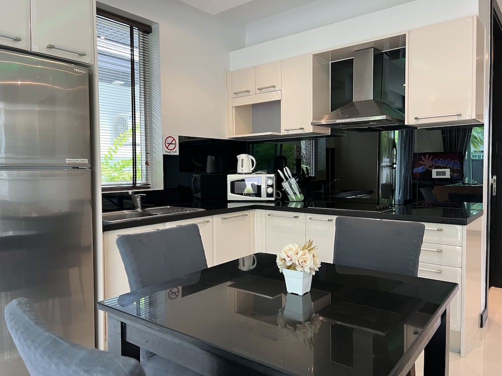 Фото Colibri Pool Villa Pattaya