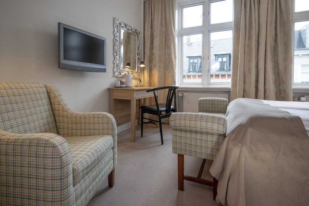 Фото Hotel Mayfair