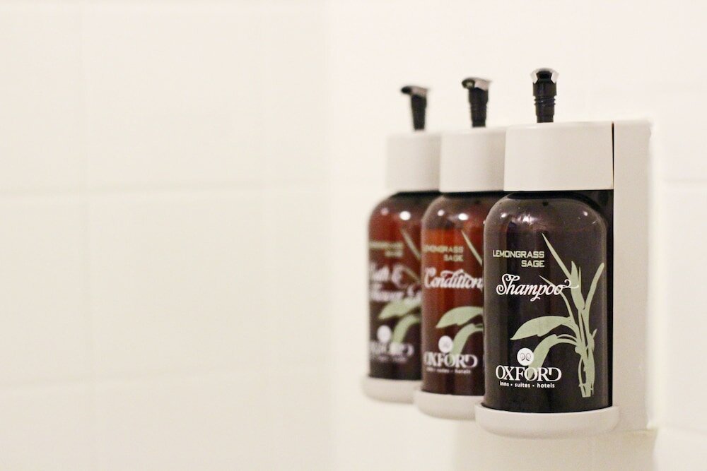 Фото Oxford Suites Spokane Valley