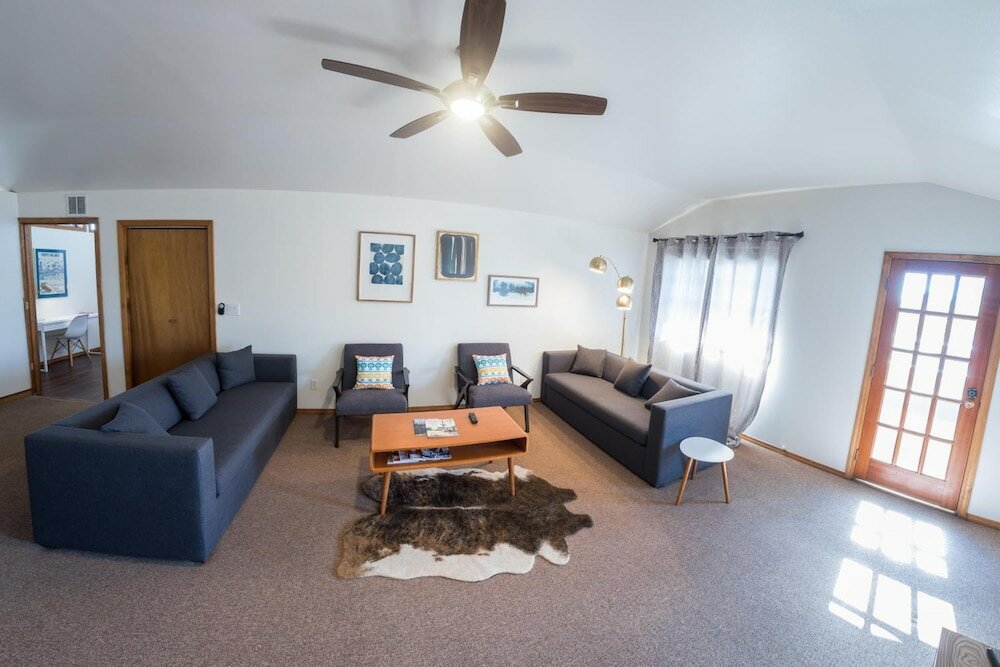 Фото Monarch Motel