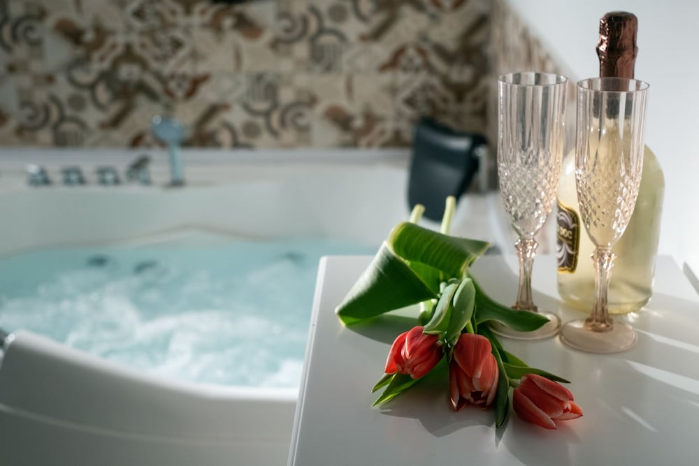 Фото Ada Suites
