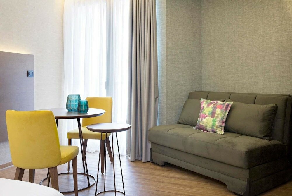 Фото Wyndham Athens Residence