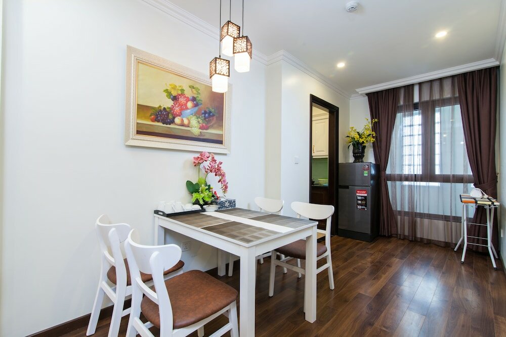 Фото Hanoi Central Hotel & Residences