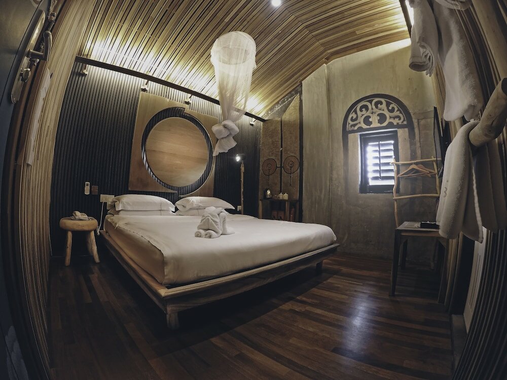 Фото The Happy 8 Retreat @ Old Town