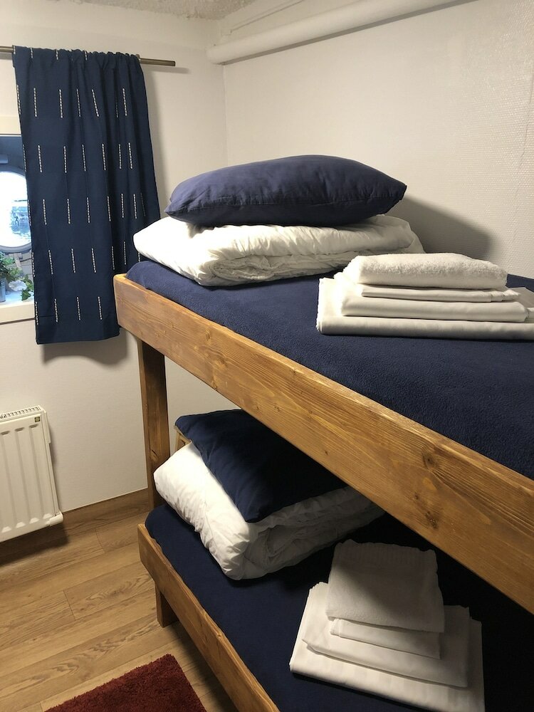 Фото The Red Boat