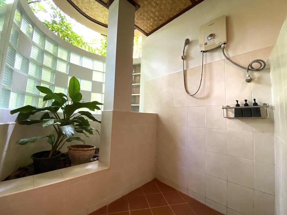 Фото Friendship Beach Resort & Atmanjai Wellness Centre