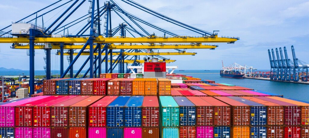 نقل المياه Regan Shipping ، دبي، صورة