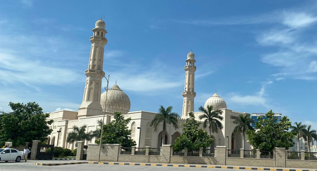 Mosque Sultan Qaboos Mosque, Salalah, photo