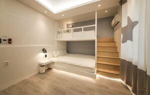 Гостиница Backpackers in Yeosu - Hostel