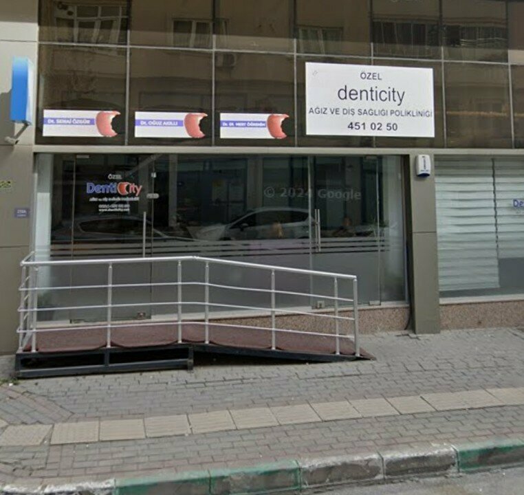 عيادات الأسنان Denticity Oral and Dental Health Clinic ، بورصة، صورة