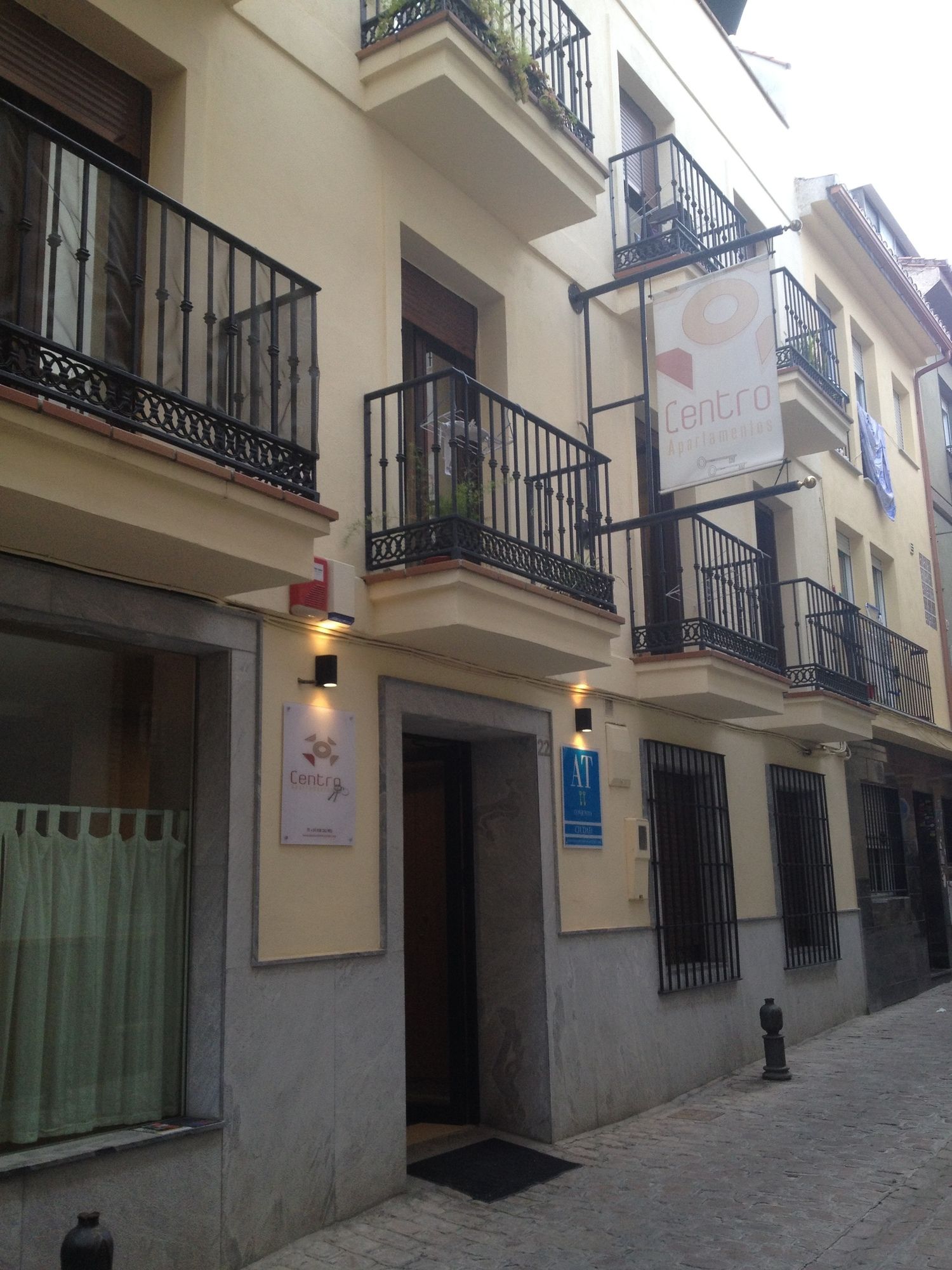 Фото Apartamentos Turísticos Centro