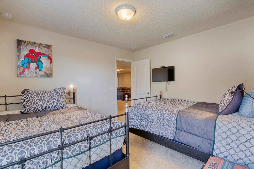 Фото Windsor At Westside № 8 - 8 Bed 6 Baths Villa