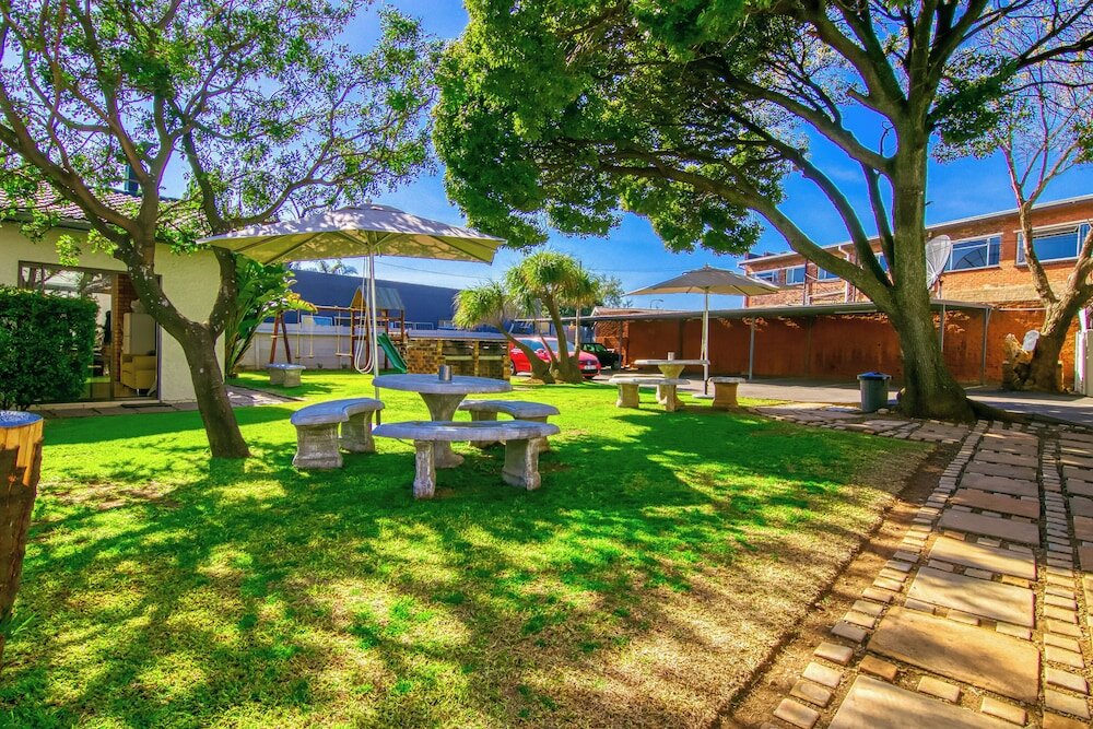 Фото Bm Gardens Apartment Hotel