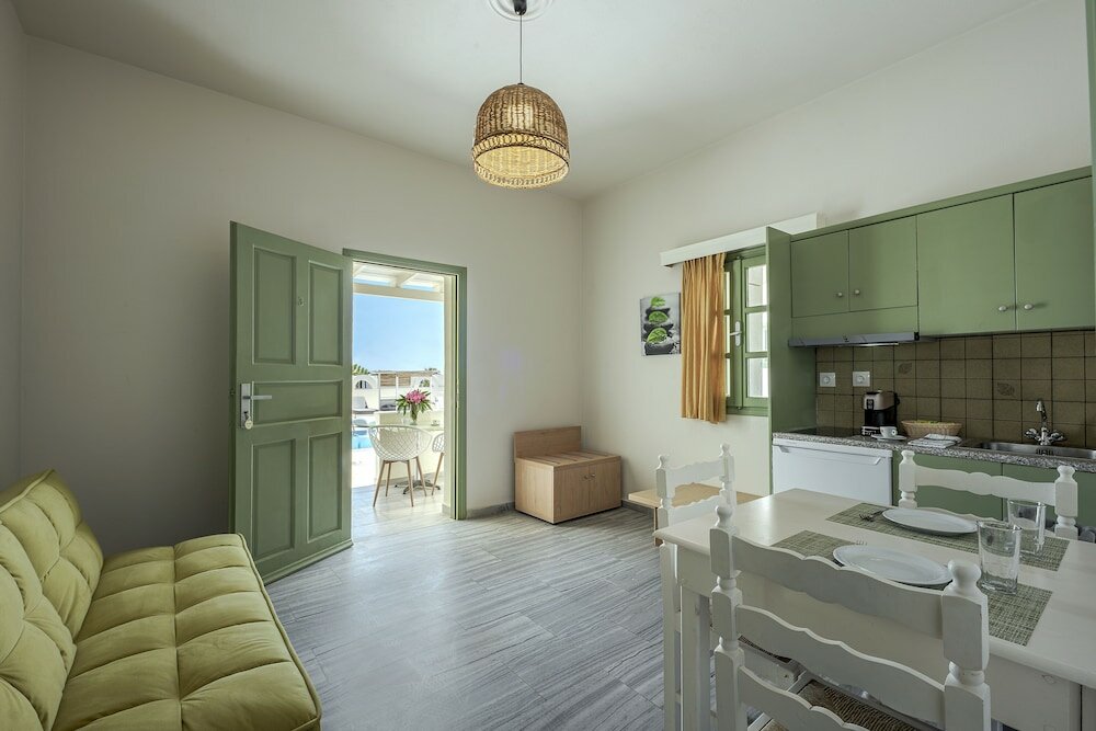 Фото Ambeli Apartments