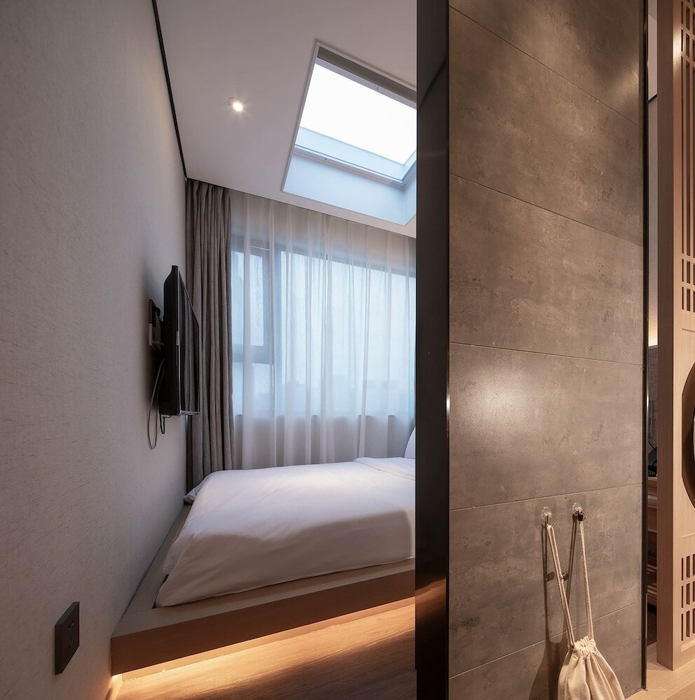 Фото The Hidden House Hotel