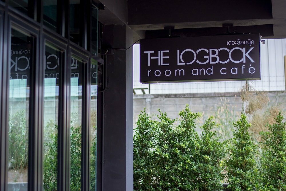 Hotel The LogBook Room and Cafe, Chonburi, photo