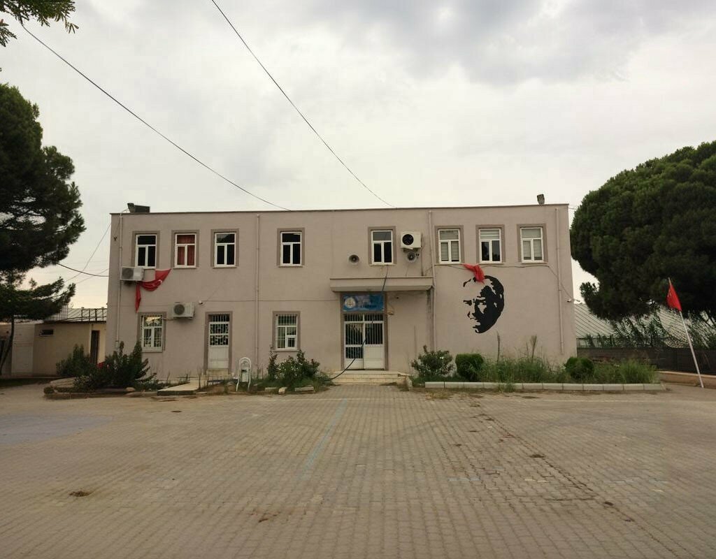 School Kumkoy Primary School, Aksu, photo