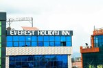 Everest Holiday Inn