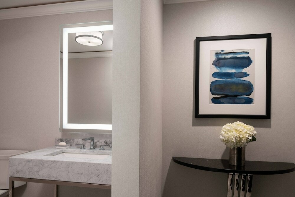 Фото The Ritz-Carlton, St. Louis