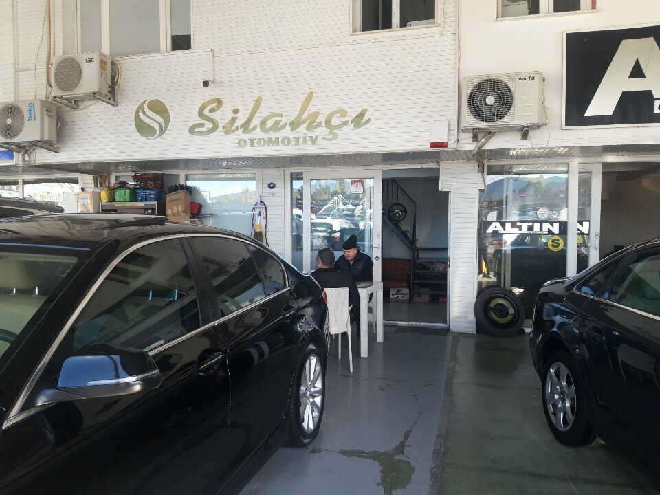 Car dealership Silahci Automotive, Izmir, photo