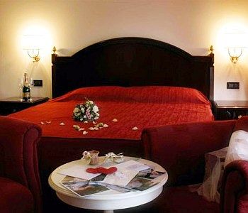 Фото Arbiana Hotel