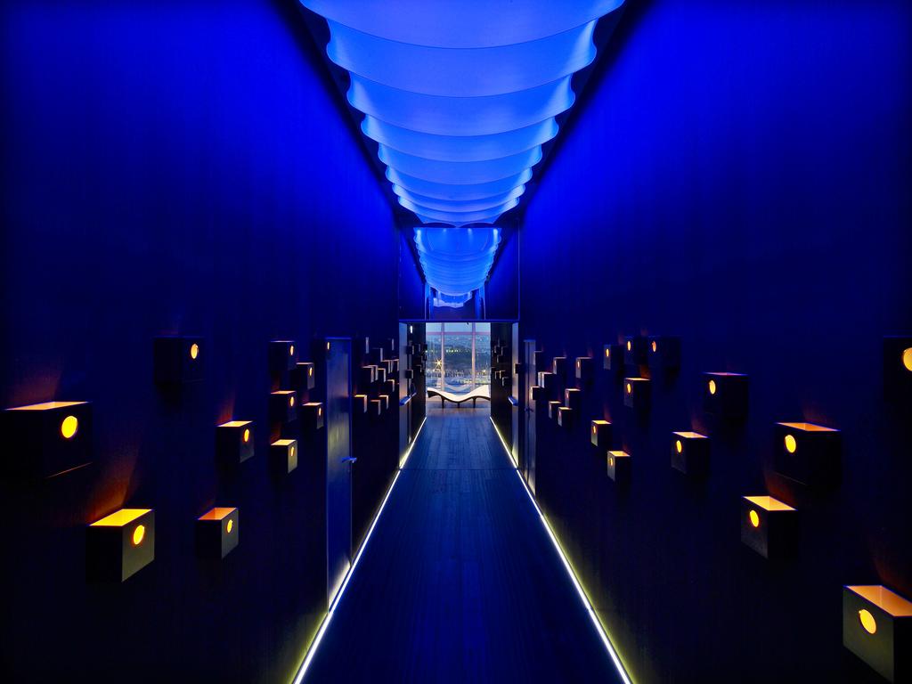 Фото W Barcelona