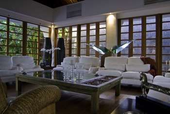 Фото Villa Karishma