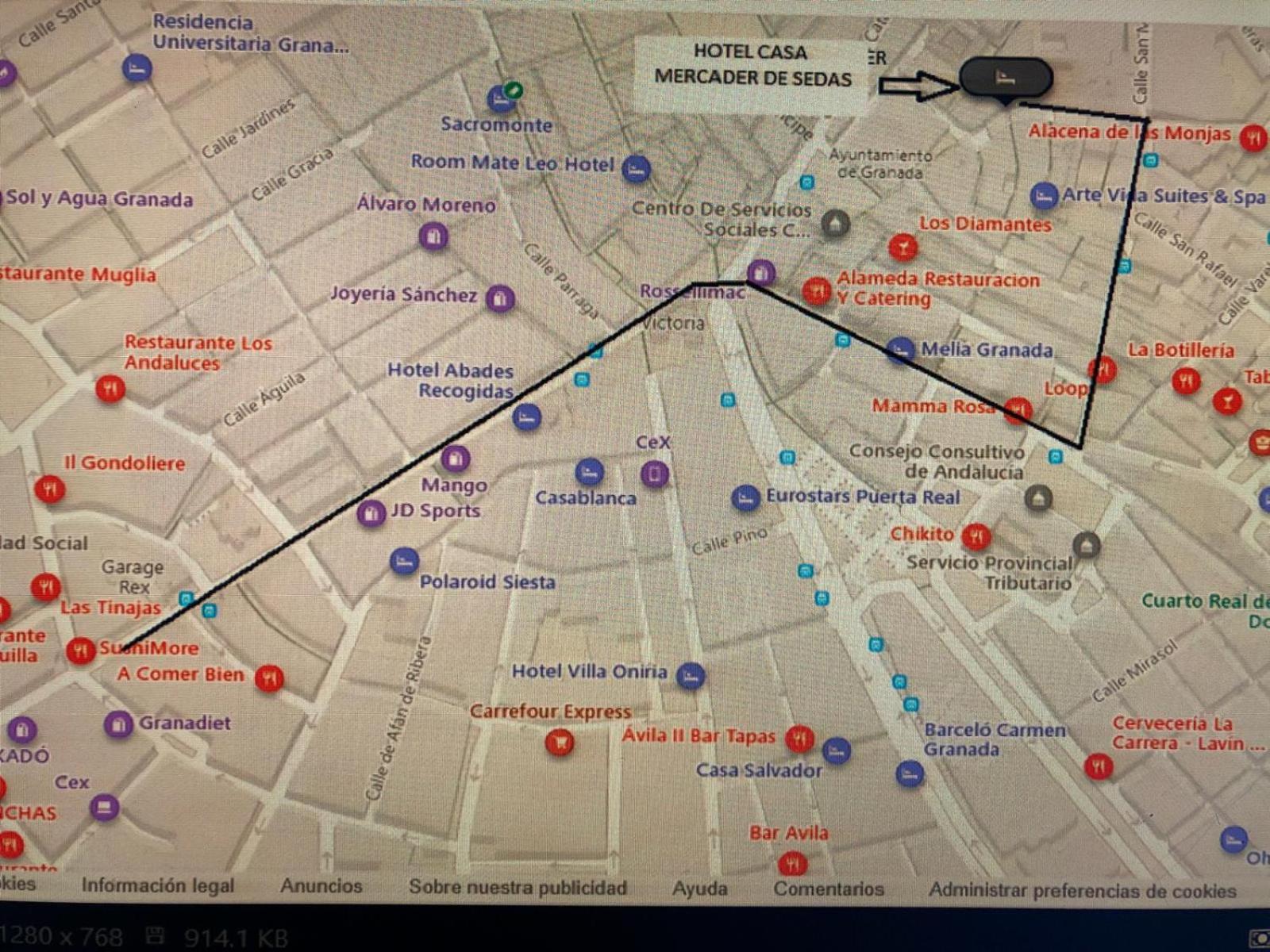 Фото Hotel Mercader de Sedas