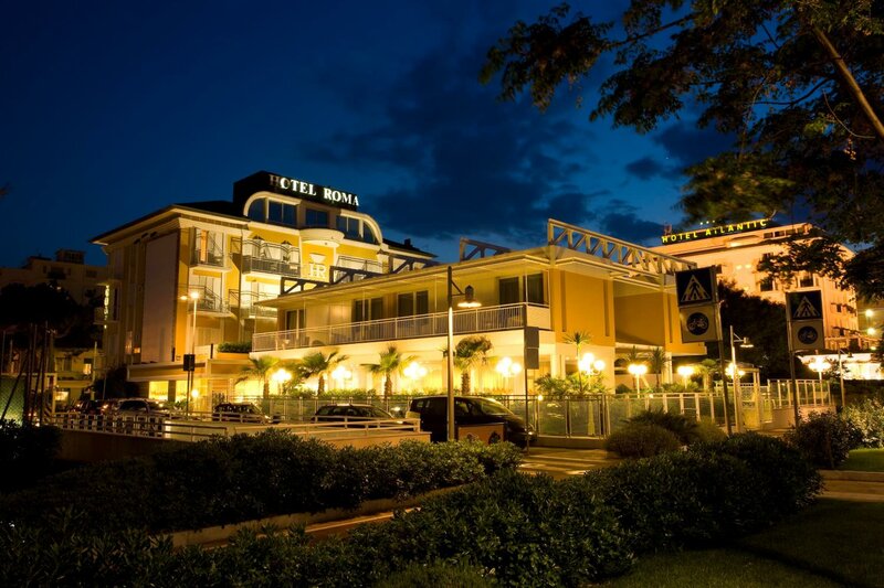 Гостиница Hotel Roma в Риччоне