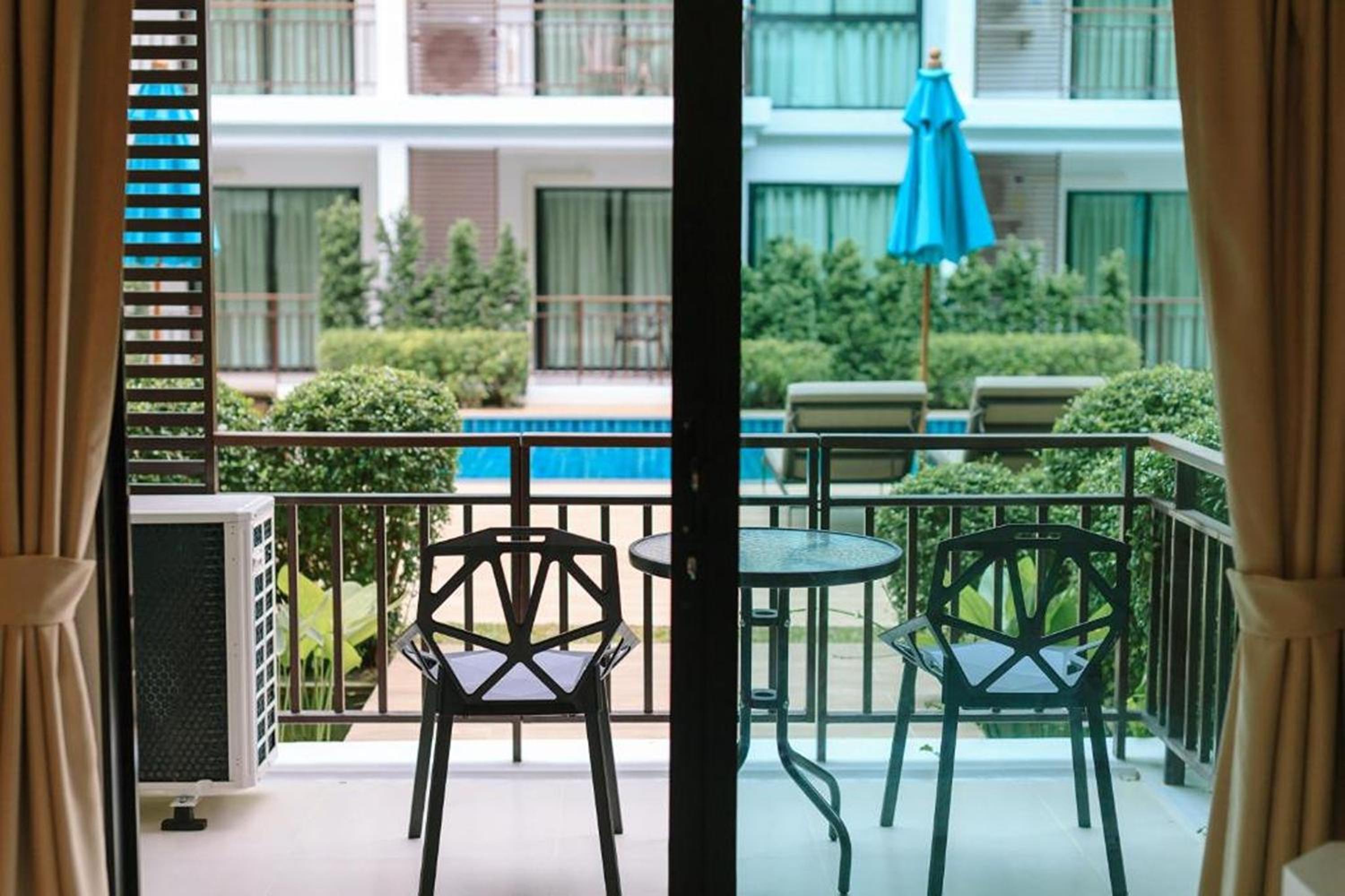 Фото The Title Beach Front