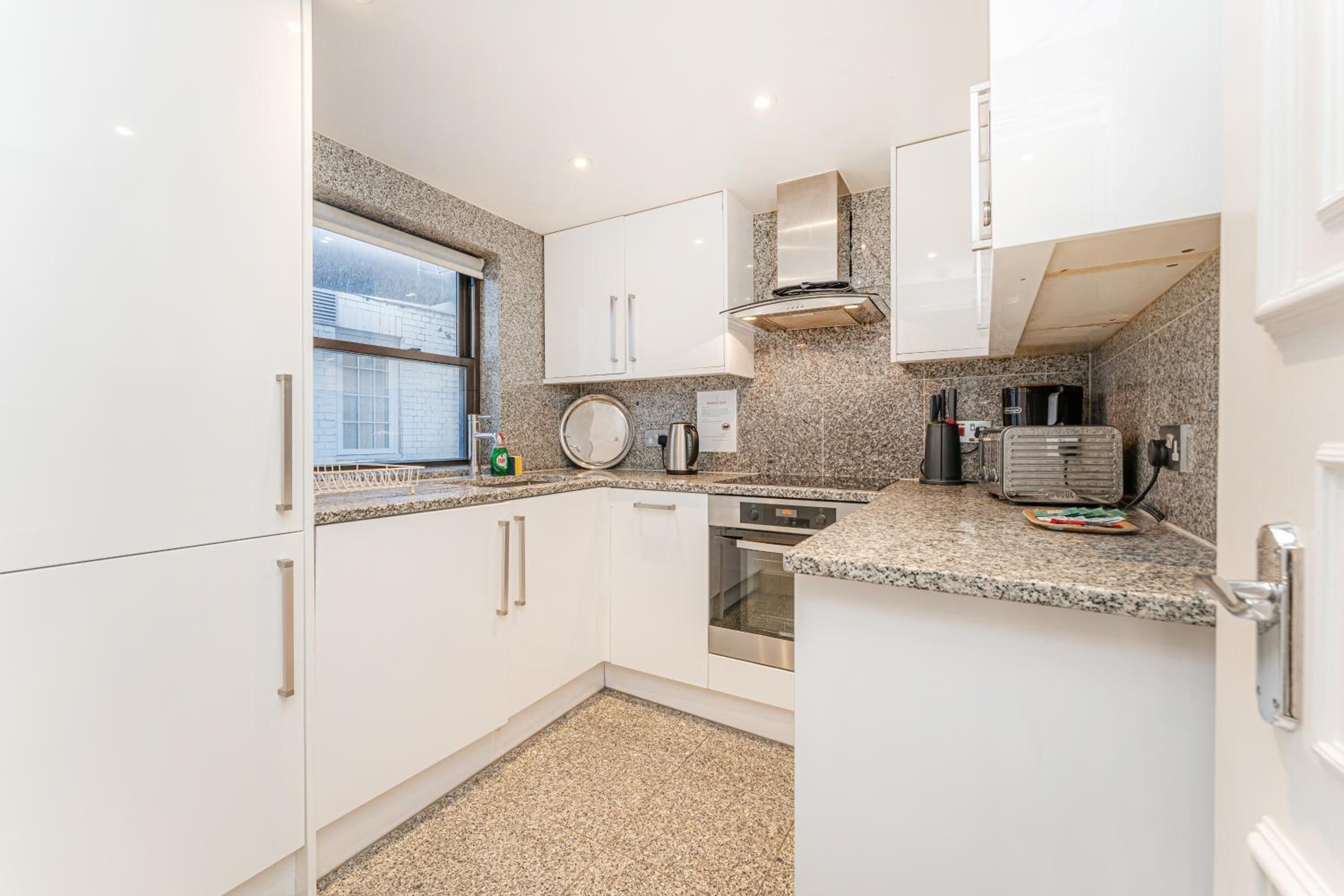 Фото Mayfair House