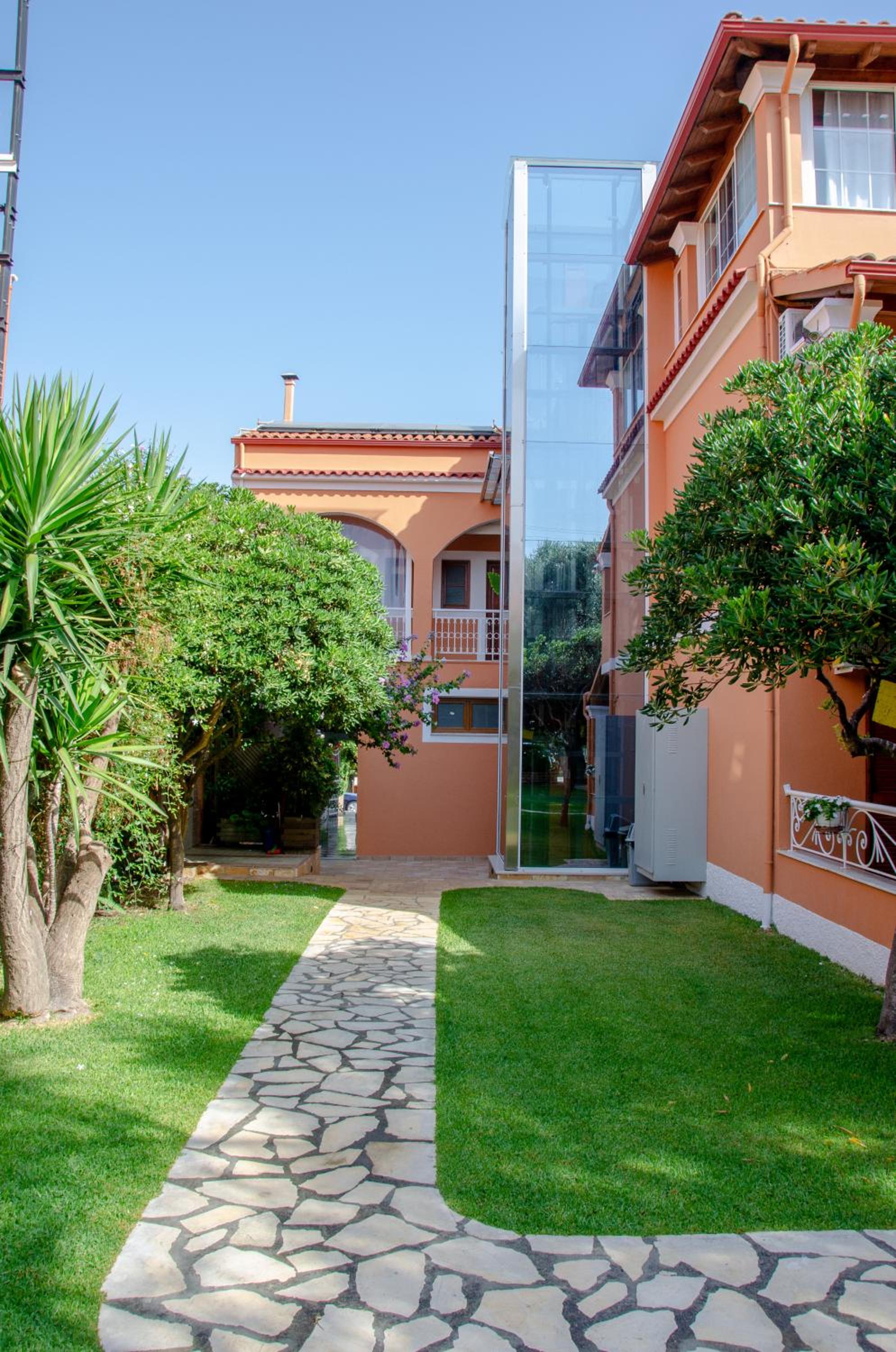 Фото Ano Aparthotel