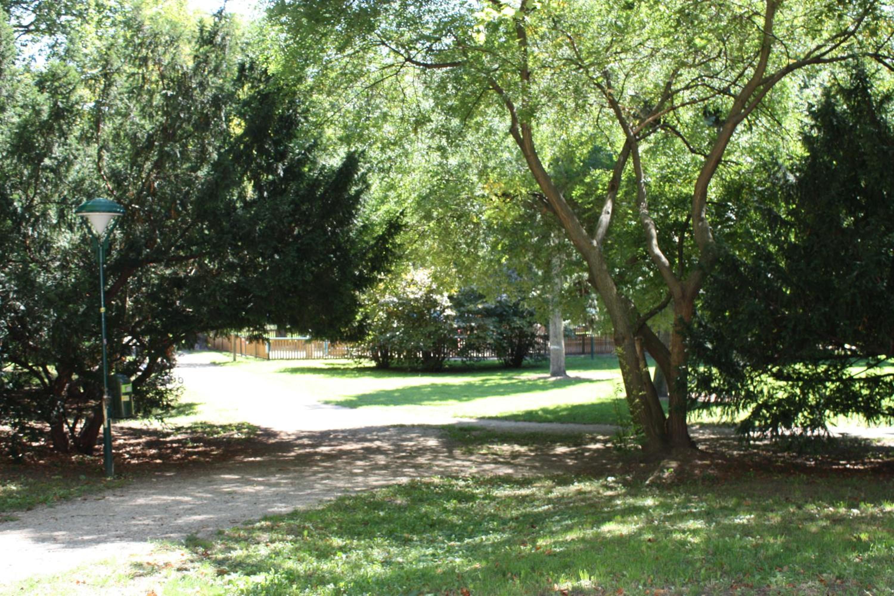 Фото GoVienna - Charming Studio