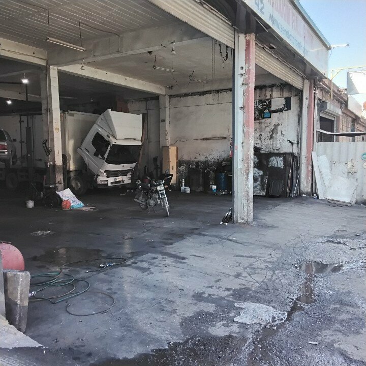 ورشة لتصليح السيارات Sheref Automotive ، اسطنبول، صورة
