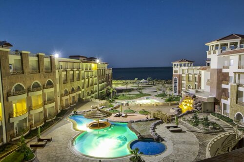 Гостиница Royal Beach Resort в Хургаде