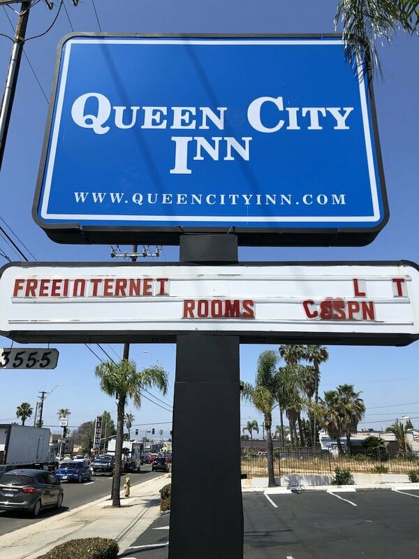 Гостиница Queencity Inn