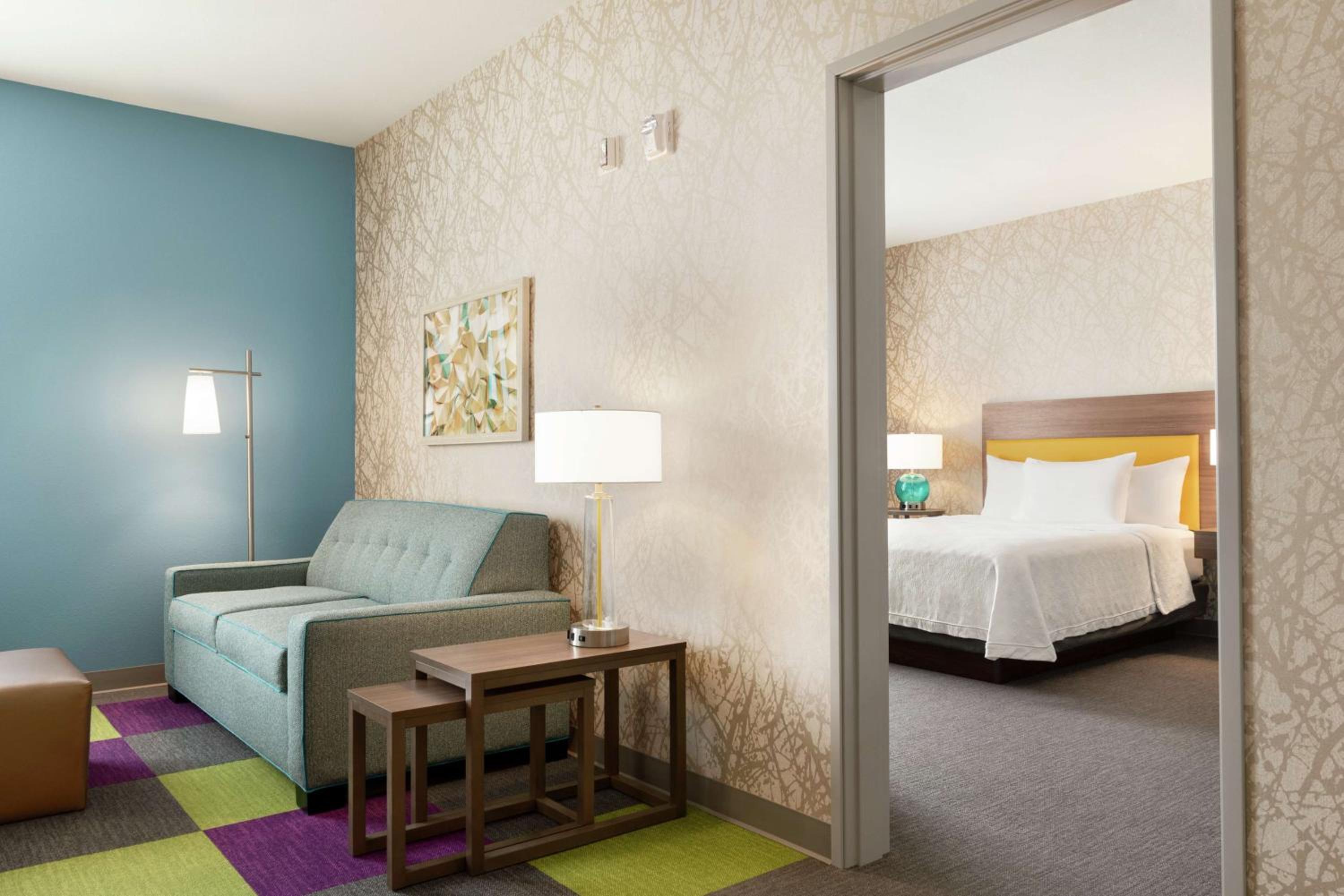 Фото Home2 Suites by Hilton Overland Park