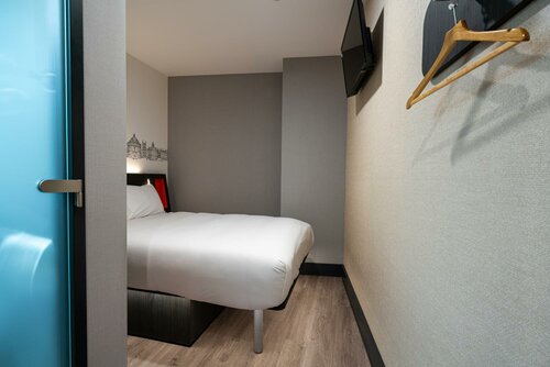 Гостиница Easyhotel Oxford в Оксфорде