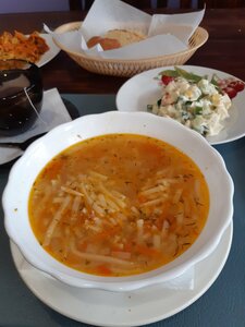 Traktir na Oktyabrskoy (rabochiy posyolok Srednyaya Akhtuba, Oktyabrskaya ulitsa, 80Б), cafe