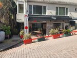 Sushi Roll & Asian Cuisine (Istanbul, Besiktas, Serencebey Yokusu Street, 11A), sushi bar
