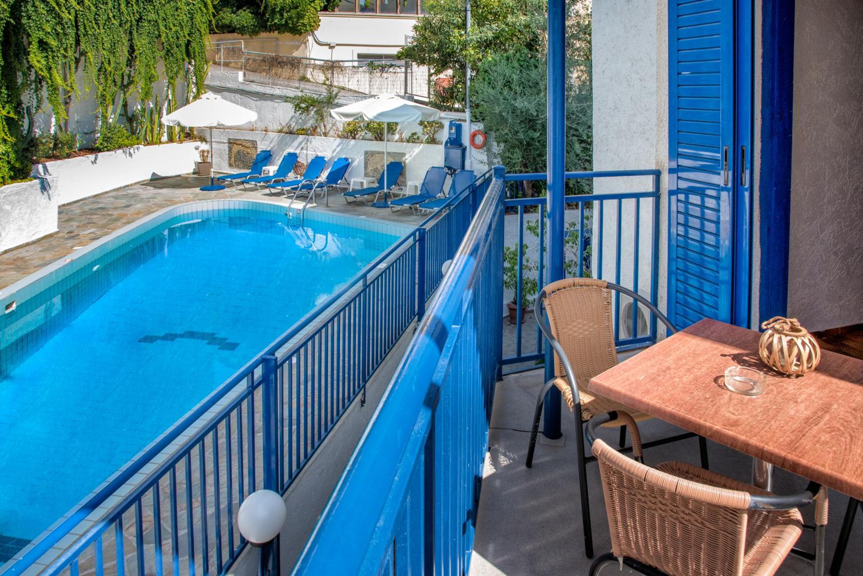 Фото Amazona Apartments