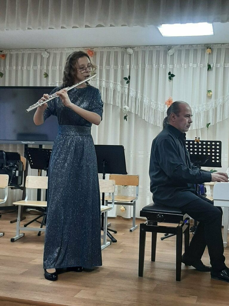 مدارس الموسيقى Detskaya muzykalnaya shkola im. Kuznetsova Yu. D. ، ، صورة