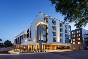 Гостиница Courtyard by Marriott Richmond West