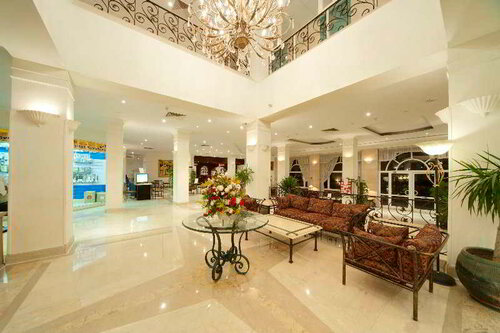 Гостиница Bella Vista Resort в Хургаде