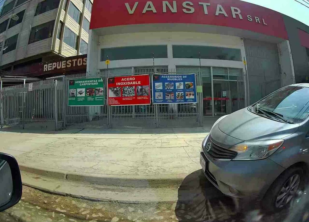 Construction fittings Vanstar S. R. L., Cochabamba, photo