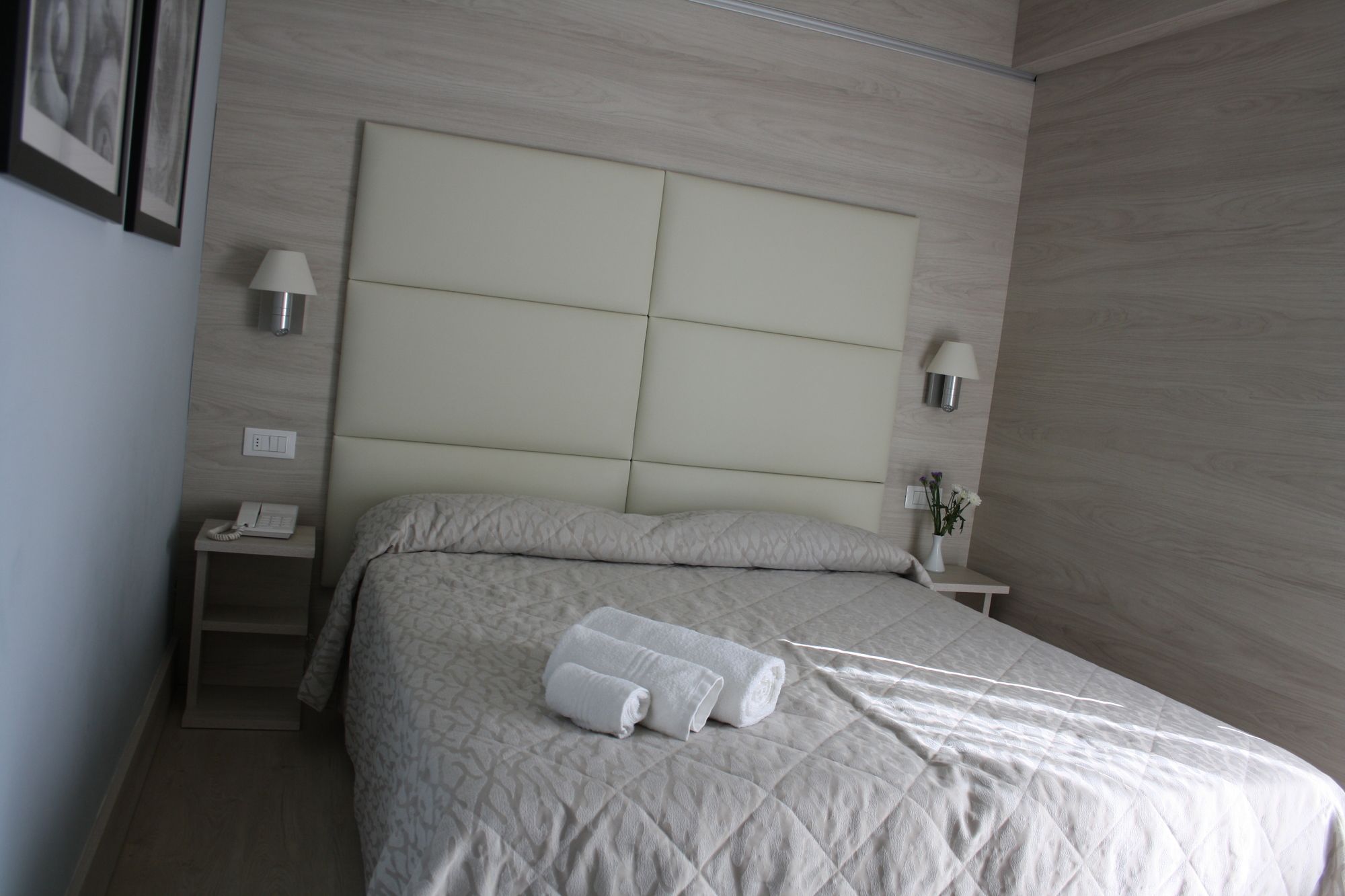 Фото Hotel Oxford