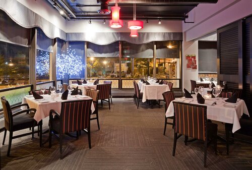 Гостиница The Hollis Halifax - A Doubletree Suites by Hilton в Галифаксе
