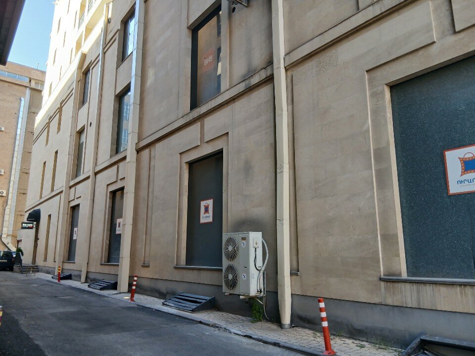 Фото Welcome Republic Square Apartments