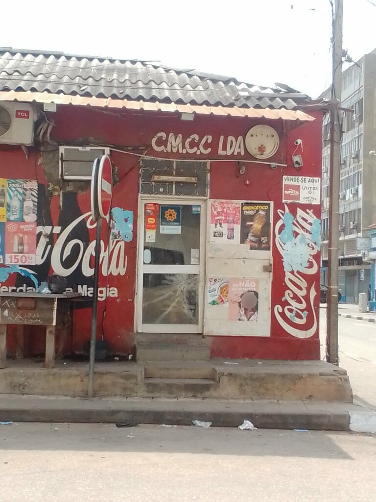 Grocery Coca cola, Loanda, photo